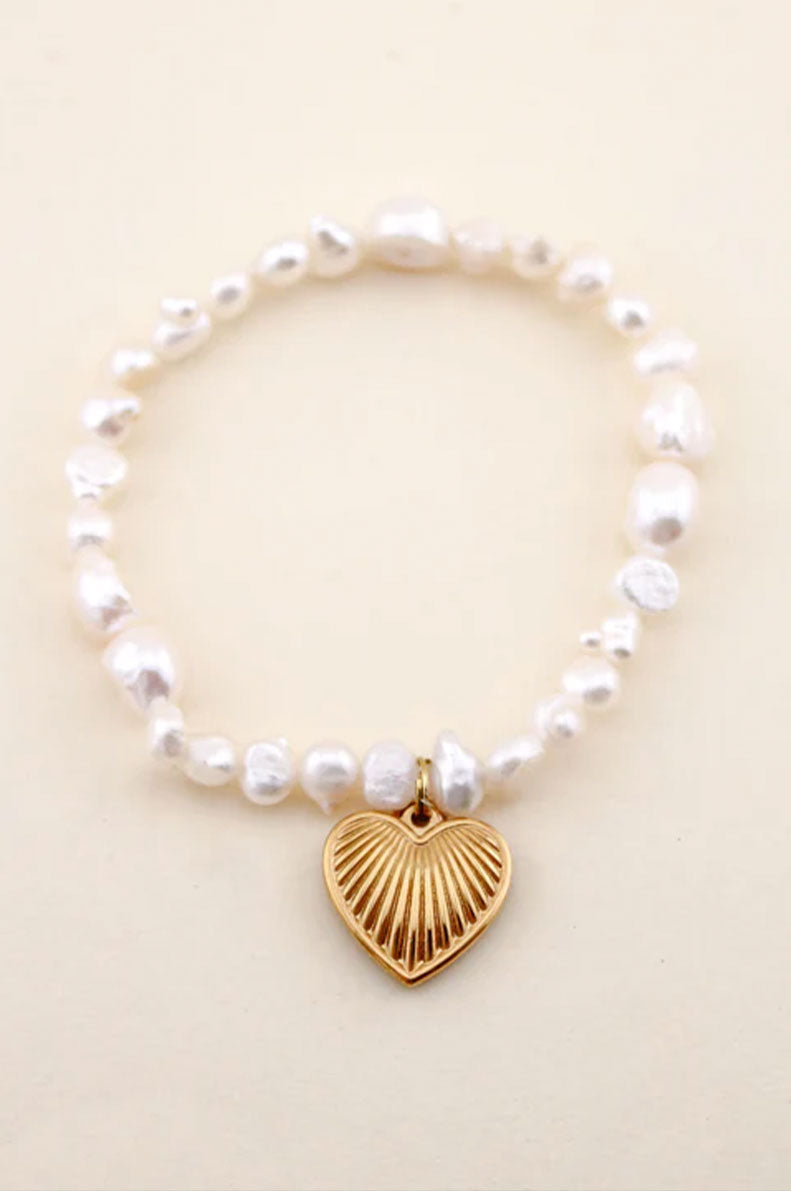 Heart Charm Bracelet in Freshwater Pearl