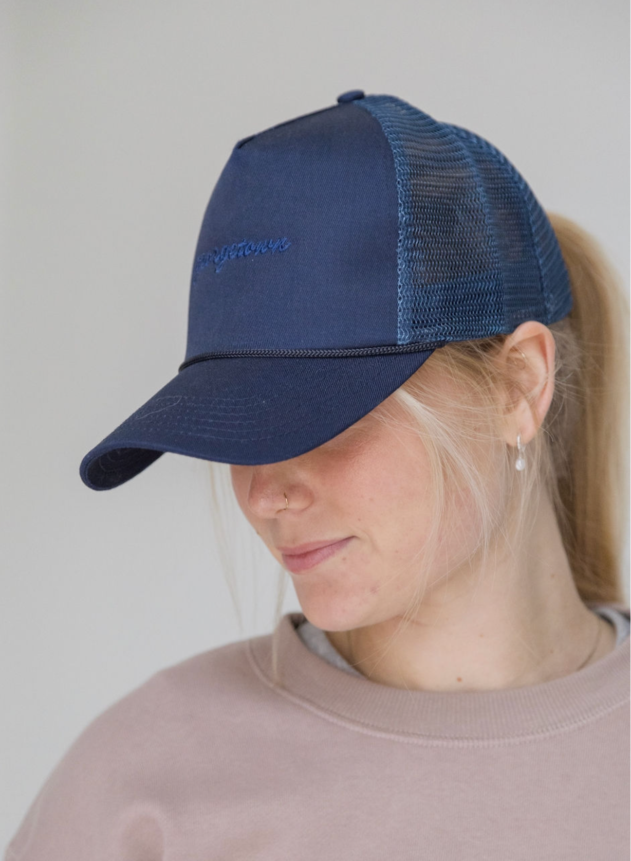 Georgetown Script Trucker Hat (Navy)
