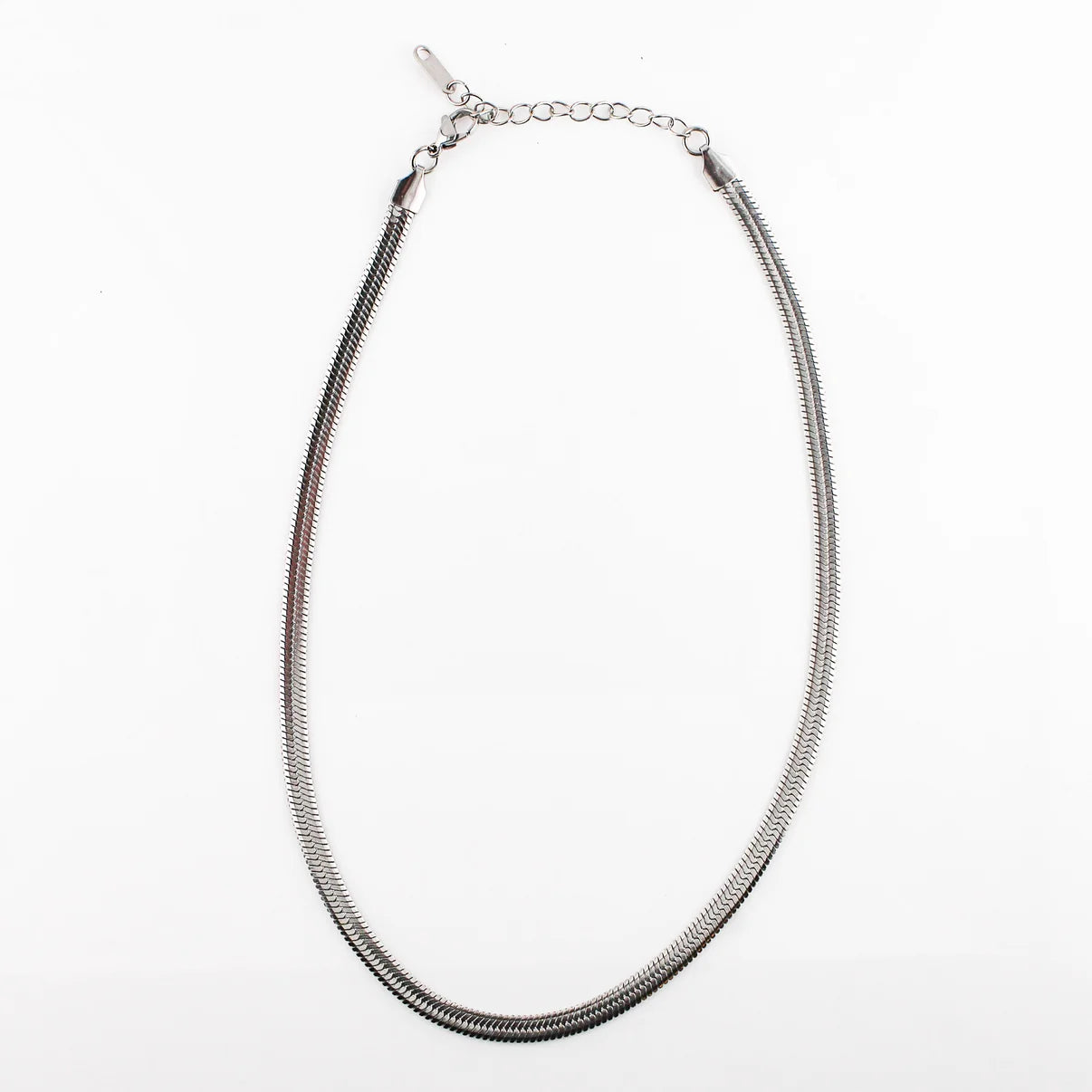 Hotel Lobby Chain Necklace (Silver)