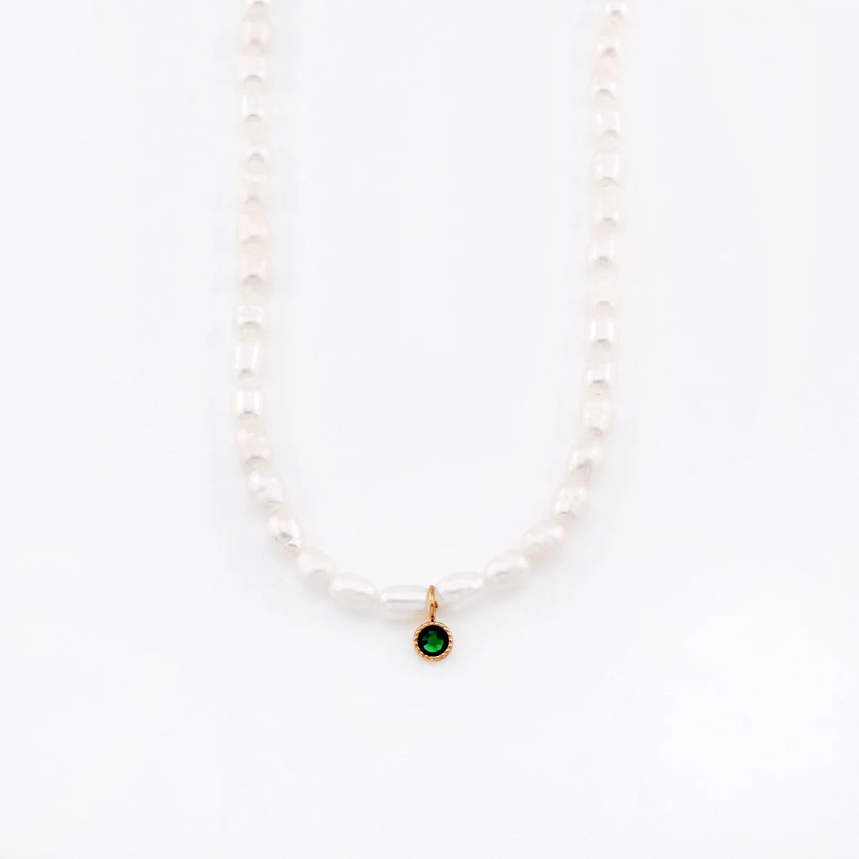 Hidden Gem Pearl Choker Necklace