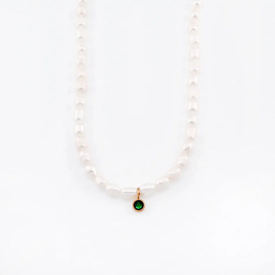 Hidden Gem Pearl Choker Necklace