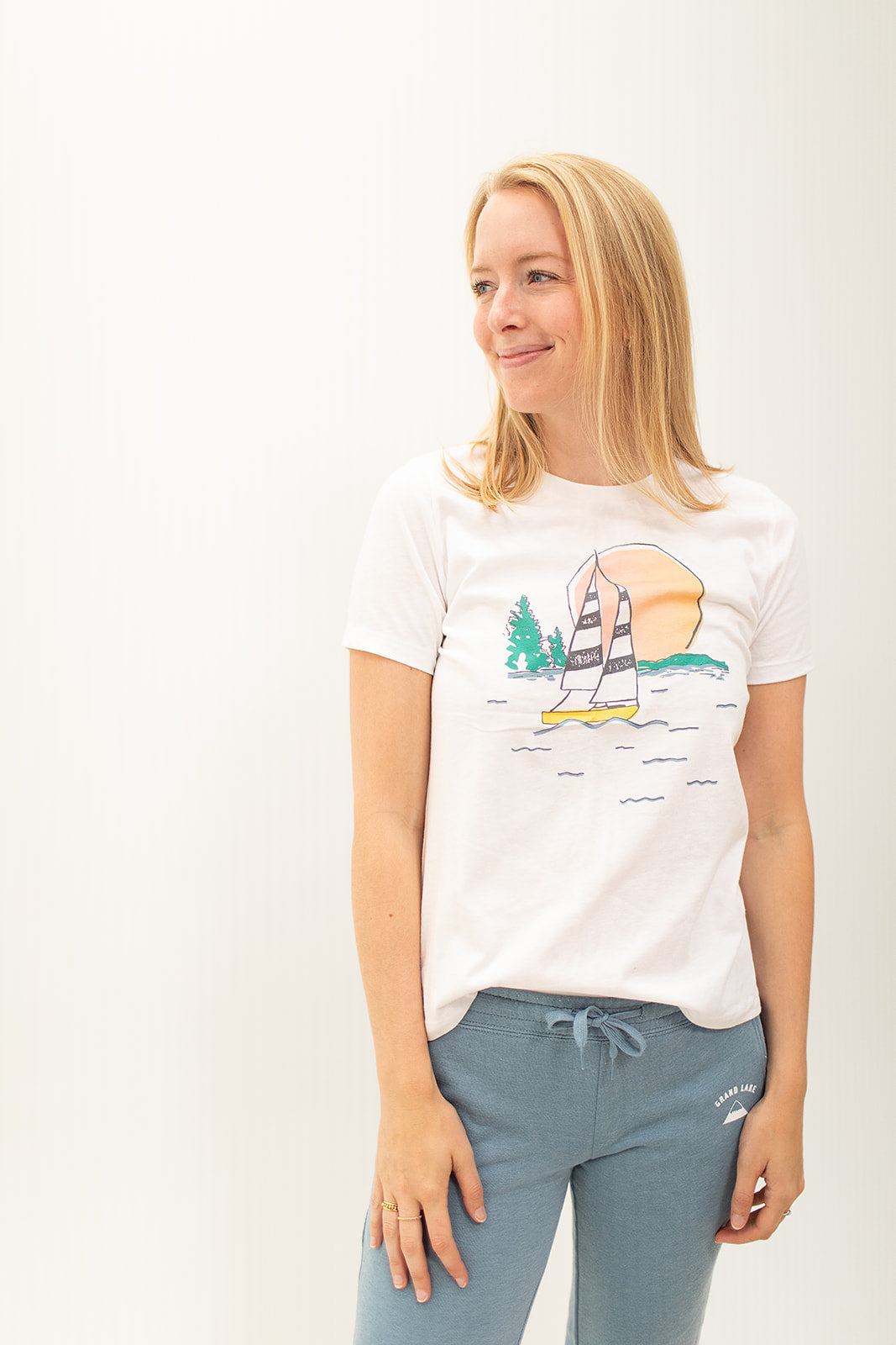 Load image into Gallery viewer, SUNSET SAIL T-SHIRT
