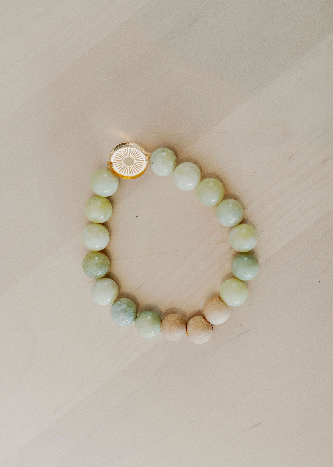 Load image into Gallery viewer, HERE COMES THE SUN NATURAL JADE OIL DIFFUSER BRACELET
