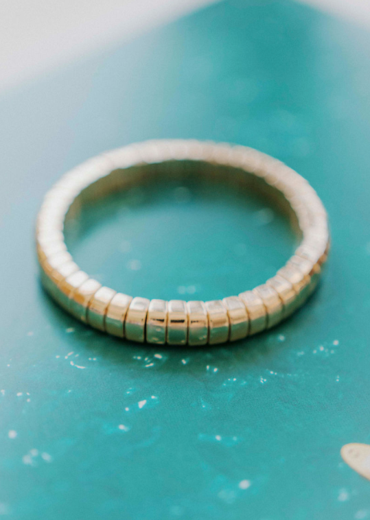 GOLDIE ROUNDED TILE BRACELET